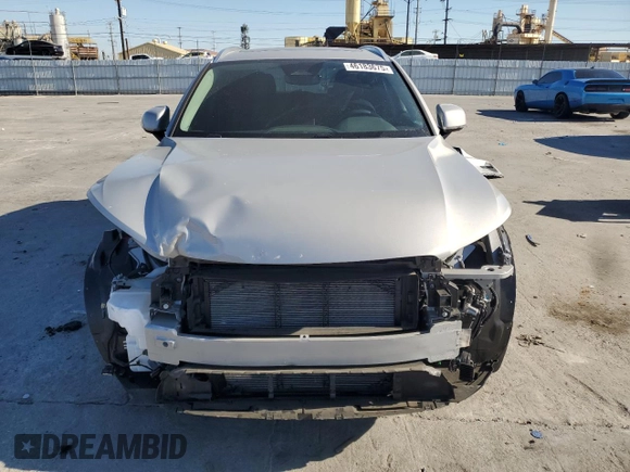 2024 Volvo XC40 Plus Bright Theme z VIN YV4L12UE8R2381381, wystawiony jako Copart lot #46183675 z przebiegiem 5 666 mil mil oraz Szkoda całkowita • Salvage title. Historia ofert i sprzedaży dostępna na DreamBid. Obrazek 5.