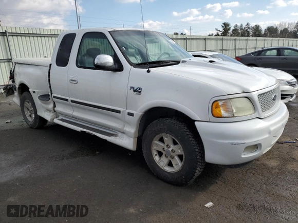 2002 Ford F-150 XL z VIN 2FTRX08L12CA26636, wystawiony jako Copart lot #89254825 z przebiegiem 133 637 mil mil oraz Szkoda całkowita • Salvage title. Historia ofert i sprzedaży dostępna na DreamBid. Obrazek 4.