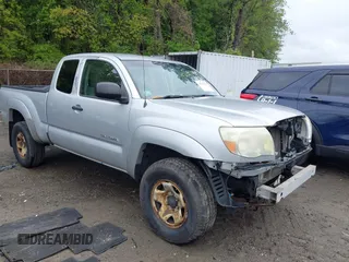 2006 Toyota Tacoma with VIN 5TEUU42N26Z246188, listed as a IAAI auction lot 42299218 with 255,542 mi miles and . Bid and sale history available at DreamBid. Image 1.
