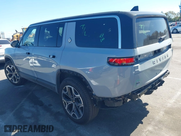 2025 Rivian R1S Adventure z VIN 7PDSGBBA1SN060468, wystawiony jako IAAI lot #41711770 z przebiegiem 2865 mil mil oraz . Historia ofert i sprzedaży dostępna na DreamBid. Obrazek 3.