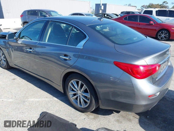2015 Infiniti Q50 z VIN JN1BV7AP9FM352125, wystawiony jako IAAI lot #42262559 z przebiegiem 51 067 mil mil oraz . Historia ofert i sprzedaży dostępna na DreamBid. Obrazek 3.