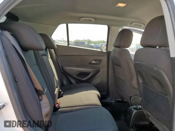 2021 Chevrolet Trax LS with VIN KL7CJKSB8MB302888, listed as a Copart auction lot 58416215 with 43,794 mi miles and Salvage title. Bid and sale history available at DreamBid. Image 10.