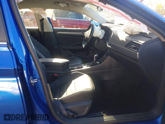 2024 Volkswagen Jetta SE with VIN 3VW7M7BU5RM057412, listed as a IAAI auction lot 41983331 with 14,537 mi miles and . Bid and sale history available at DreamBid. Image 5.