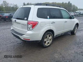 2010 Subaru Forester X Limited with VIN JF2SH6DC6AH804221, listed as a IAAI auction lot 42177023 with 171,272 mi miles and . Bid and sale history available at DreamBid. Image 4.