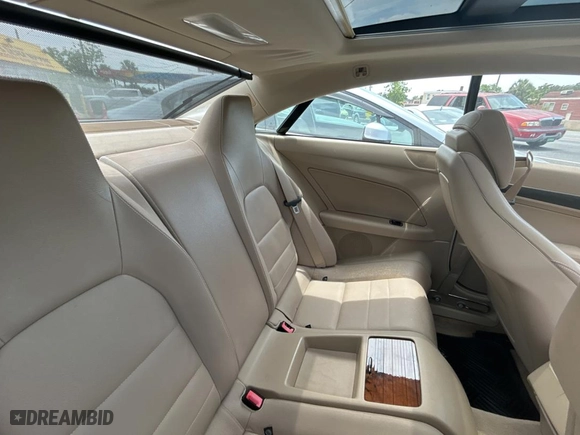 2011 Mercedes-Benz E-Class E 350 with VIN WDDKJ5GB8BF080597, listed as a Copart auction lot 54419245 with 123,341 mi miles and Clean Title. Bid and sale history available at carsss.com. Image 6.