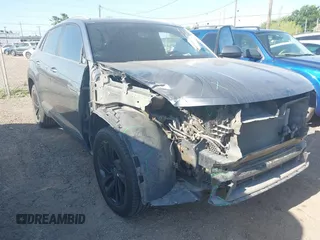 2022 Volkswagen Atlas SE with VIN 1V2JE2CA0NC224539, listed as a IAAI auction lot 42003758 with 59,363 mi miles and . Bid and sale history available at DreamBid. Image 6.