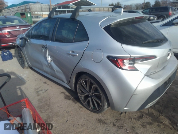 2019 Toyota Corolla Hatchback SE with VIN JTNK4RBE6K3066818, listed as a IAAI auction lot 35252428 with 43,229 mi miles. Bid and sale history available at carsss.com. Image 3.