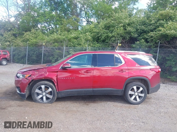 2018 Chevrolet Traverse LT z VIN 1GNEVHKW6JJ184290, wystawiony jako IAAI lot #42176919 z przebiegiem 103 835 mil mil oraz . Historia ofert i sprzedaży dostępna na DreamBid. Obrazek 14.