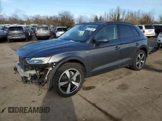2022 Audi Q5 S line Premium Plus with VIN WA1EAAFY9N2023028, listed as a Copart auction lot 43772145 with 34,236 mi miles and Salvage Title. Bid and sale history available at carsss.com. Image 1.