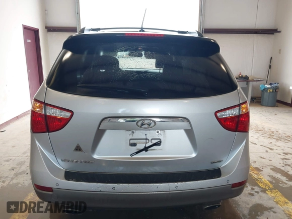 2012 Hyundai Veracruz Limited z VIN KM8NU4CC5CU185629, wystawiony jako IAAI lot #41727061 z przebiegiem 129 474 mil mil oraz . Historia ofert i sprzedaży dostępna na DreamBid. Obrazek 16.