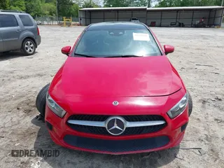 2019 Mercedes-Benz A 220 z VIN WDD3G4EB5KW022155, wystawiony jako IAAI lot #42132650 z przebiegiem 83 511 mil mil oraz . Historia ofert i sprzedaży dostępna na DreamBid. Obrazek 12.