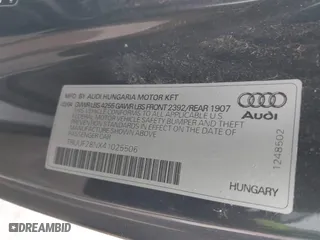 2004 Audi TT with VIN TRUUF28NX41025506, listed as a IAAI auction lot 42077877 with 139,617 mi miles. Bid and sale history available at carsss.com. Image 9.