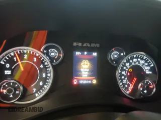 2024 Ram 2500 Big Horn с VIN 3C6UR5DJ0RG400129, выставлен на аукционе Copart как лот 63671735 с пробегом 12 122 миль миль и Чистый • Clean title. История ставок и продаж доступна на DreamBid. Изображение 9.