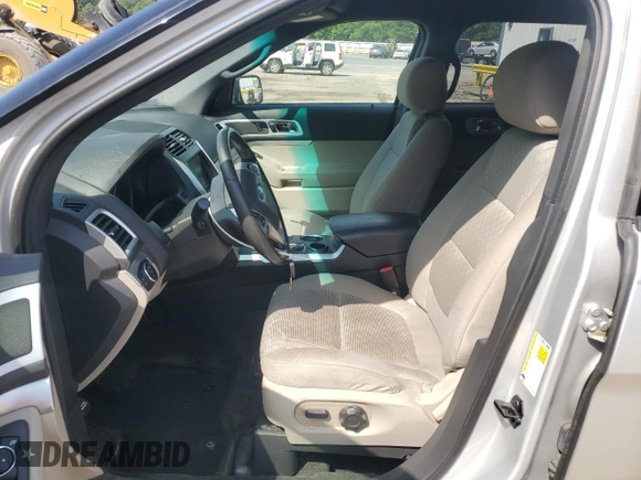 2014 Ford Explorer XLT с VIN 1FM5K7D85EGA30937, выставлен на аукционе Copart как лот 61556565 с пробегом 170 997 миль миль и Списание • Salvage title. История ставок и продаж доступна на DreamBid. Изображение 7.