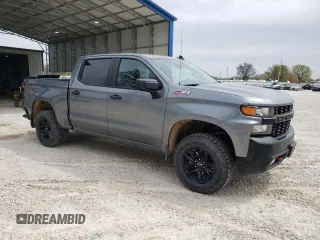 2021 Chevrolet Silverado 1500 Custom Trail Boss with VIN 3GCPYCEF8MG347180, listed as a Copart auction lot 52203695 with 32,187 mi miles and Salvage Title. Bid and sale history available at DreamBid. Image 4.