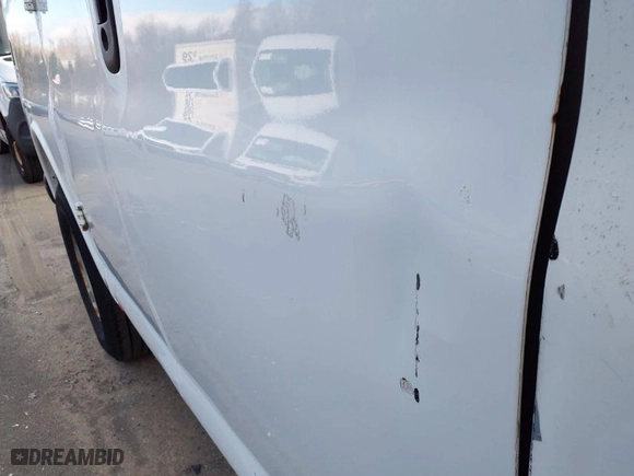 2016 Chevrolet Express Cargo Van with VIN 1GCWGAFF6G1216611, listed as a IAAI auction lot 41863805 with 125,195 mi miles. Bid and sale history available at carsss.com. Image 6.