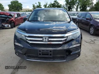 2017 Honda Pilot Touring with VIN 5FNYF6H99HB018503, listed as a Copart auction lot 63087025 with 369,312 mi miles and Clean title. Bid and sale history available at DreamBid. Image 5.