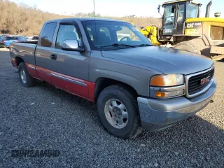 2000 GMC New Sierra 1500 SLE with VIN 1GTEK19T3YE384924, listed as a Copart auction lot 49610135 with Not Provided miles and Clean Title. Bid and sale history available at carsss.com. Image 4.