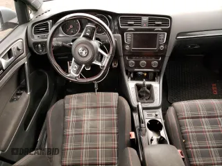 2016 Volkswagen Golf GTI SE with VIN 3VW5T7AU4GM019601, listed as a Copart auction lot 37737153 with 0 mi miles. Bid and sale history available at carsss.com. Image 8.