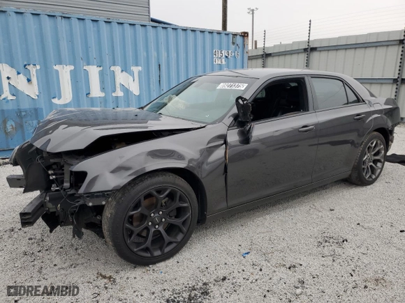 2019 Chrysler 300 with VIN 2C3CCABG0KH515622, listed as a Copart auction lot 48481565 with NaN miles and Clean Title. Bid and sale history available at carsss.com. Image 1.