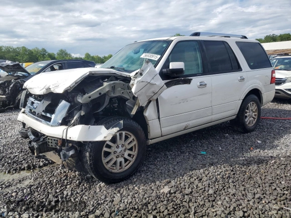 2013 Ford Expedition Limited z VIN 1FMJU1K54DEF55738, wystawiony jako Copart lot #56930915 z przebiegiem 147 658 mil mil oraz Szkoda całkowita • Salvage title. Historia ofert i sprzedaży dostępna na DreamBid. Obrazek 1.