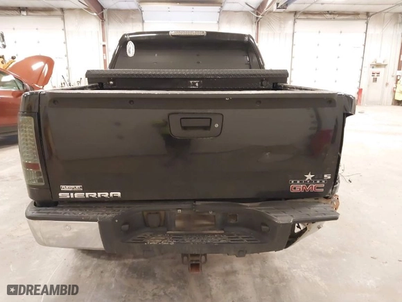 2011 GMC Sierra 1500 SLE with VIN 3GTP1VE08BG100816, listed as a IAAI auction lot 41768212 with 249,109 mi miles. Bid and sale history available at carsss.com. Image 16.