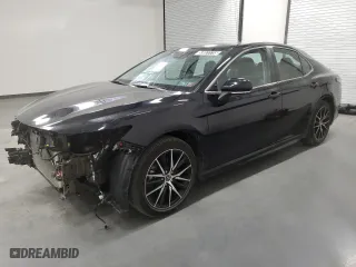 2023 Toyota Camry SE with VIN 4T1G11AK1PU187961, listed as a Copart auction lot 53977715 with 30,315 mi miles and Clean Title. Bid and sale history available at carsss.com. Image 1.
