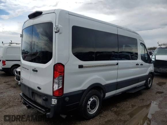 2020 Ford Transit Passenger XL z VIN 1FBAX2CG4LKB43132, wystawiony jako Copart lot #52977485 z przebiegiem 70 900 mil mil oraz Szkoda całkowita • Salvage title. Historia ofert i sprzedaży dostępna na DreamBid. Obrazek 3.