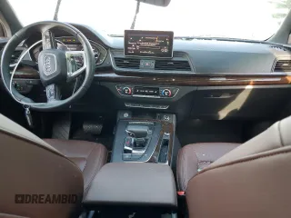 2019 Audi Q5 Premium Plus with VIN WA1BNAFY8K2080646, listed as a Copart auction lot 69328402 with 44,911 mi miles. Bid and sale history available at carsss.com. Image 8.
