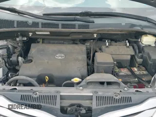 2015 Toyota Sienna Limited with VIN 5TDDK3DC4FS113277, listed as a IAAI auction lot 42240735 with 105,735 mi miles and . Bid and sale history available at DreamBid. Image 19.