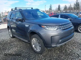 2019 Land Rover Discovery HSE Luxury with VIN SALRT2RV4KA086492, listed as a IAAI auction lot 41487565 with 69,400 mi miles. Bid and sale history available at carsss.com. Image 1.