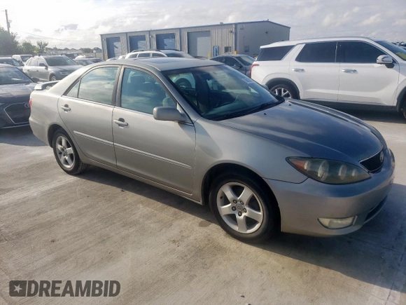 2006 Toyota Camry STD z VIN 4T1BE32K76U660821, wystawiony jako Copart lot #58806275 z przebiegiem 187 990 mil mil oraz Szkoda całkowita • Salvage title. Historia ofert i sprzedaży dostępna na DreamBid. Obrazek 4.
