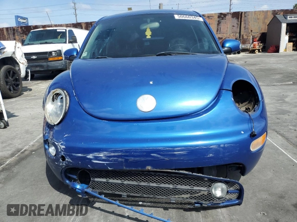 2004 Volkswagen New Beetle Coupe GLS with VIN 3VWCK31C24M414270, listed as a Copart auction lot 50660345 with 132,818 mi miles and Salvage Title. Bid and sale history available at carsss.com. Image 5.