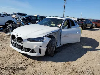 2023 BMW i4 eDrive35 z VIN WBY43AW03PFP62850, wystawiony jako Copart lot #45599585 z przebiegiem 14 196 mil mil oraz Nie do naprawy • Non repairable. Historia ofert i sprzedaży dostępna na DreamBid. Obrazek 1.