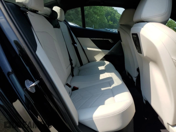 2024 BMW 5 Series 530i xDrive with VIN WBA53FJ04RCP87607, listed as a Copart auction lot 58768065 with 11,596 mi miles and Salvage title. Bid and sale history available at DreamBid. Image 10.