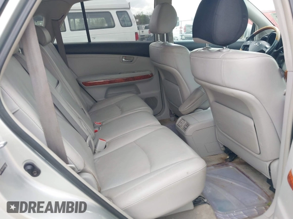 2007 Lexus RX 350 with VIN 2T2HK31U17C005073, listed as a IAAI auction lot 41943720 with 298,075 mi miles. Bid and sale history available at carsss.com. Image 8.