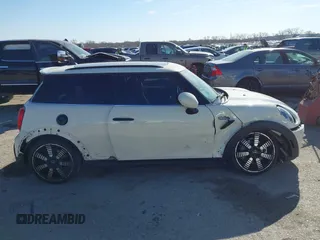2022 MINI Hardtop Cooper S with VIN WMW53DH08N2P99141, listed as a IAAI auction lot 41788393 with 27,760 mi miles and . Bid and sale history available at DreamBid. Image 13.