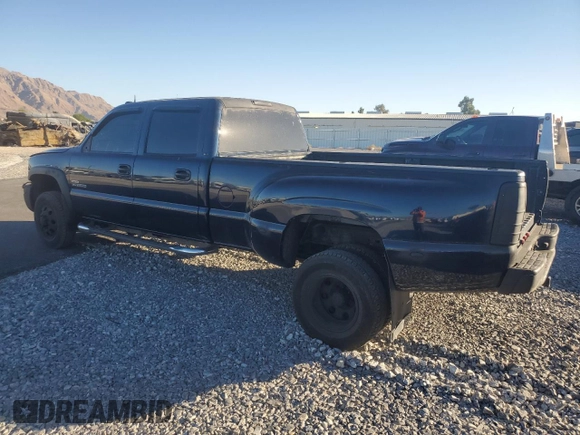 2005 GMC Sierra 1500 with VIN 1GTJC33255F907583, listed as a Copart auction lot 77574284 with Not Provided miles and Clean Title. Bid and sale history available at DreamBid. Image 2.