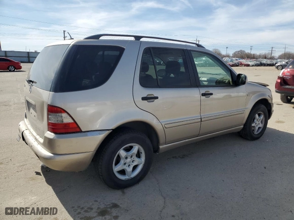 2001 Mercedes-Benz M-Class with VIN 4JGAB54E01A232428, listed as a Copart auction lot 48824905 with 280,933 mi miles and Salvage Title. Bid and sale history available at carsss.com. Image 3.