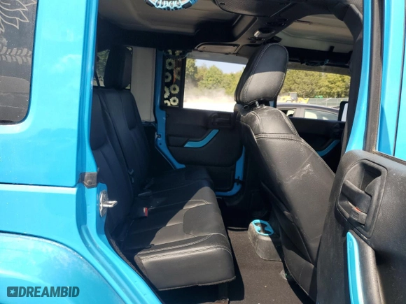 2018 Jeep Wrangler JK Unlimited Sahara with VIN 1C4BJWEG8JL882906, listed as a Copart auction lot 68796164 with 0 mi miles and Salvage Title. Bid and sale history available at carsss.com. Image 11.