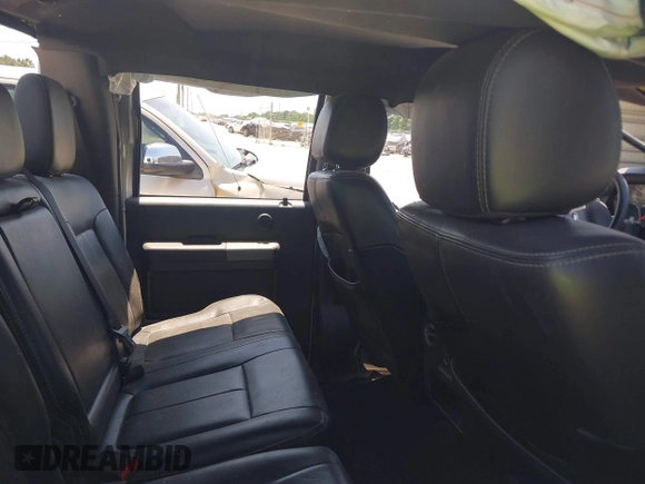2012 Ford F-250 XL with VIN 1FT7W2B63CEA95428, listed as a IAAI auction lot 42040315 with 186,595 mi miles and . Bid and sale history available at DreamBid. Image 8.