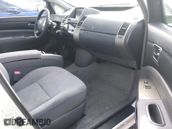 2006 Toyota Prius with VIN JTDKB20U367543084, listed as a IAAI auction lot 41515515 with 142,513 mi miles. Bid and sale history available at carsss.com. Image 5.