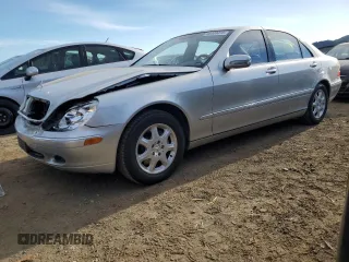 2002 Mercedes-Benz S-Class 4.3L with VIN WDBNG70J82A313571, listed as a Copart auction lot 48008415 with 159,719 mi miles and Salvage Title. Bid and sale history available at carsss.com. Image 1.