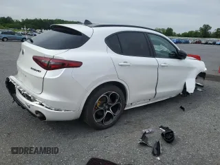 2021 Alfa Romeo Stelvio Ti z VIN ZASPAKBN5M7D10827, wystawiony jako Copart lot #58200015 z przebiegiem Nie podano mil oraz Szkoda całkowita • Salvage title. Historia ofert i sprzedaży dostępna na DreamBid. Obrazek 3.