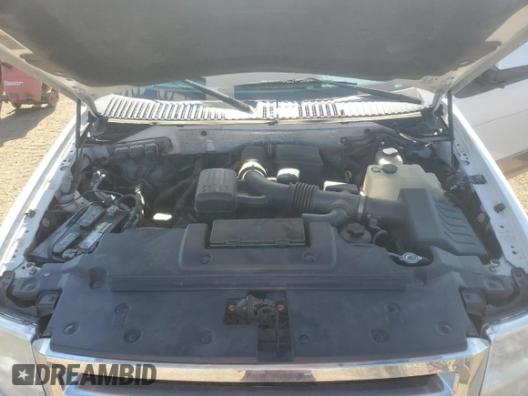 2011 Ford Expedition Max XLT with VIN 1FMJK1J53BEF13842, listed as a Copart auction lot 58930095 with 226,803 mi miles and Non repairable. Bid and sale history available at DreamBid. Image 12.