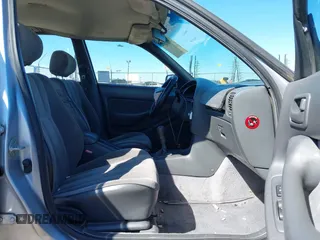 1996 Toyota Camry DX with VIN JT2BG12K4T0381387, listed as a IAAI auction lot 41866017 with 177,198 mi miles. Bid and sale history available at carsss.com. Image 5.