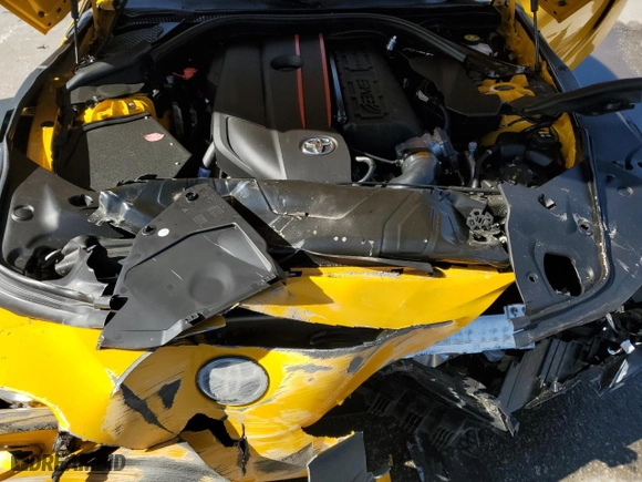 2020 Toyota GR Supra 3.0 with VIN WZ1DB4C08LW032292, listed as a Copart auction lot 42190135 with 43,982 mi miles and Non Repairable. Bid and sale history available at carsss.com. Image 11.