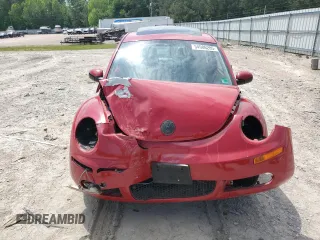 2009 Volkswagen Beetle S with VIN 3VWRW31C29M513497, listed as a Copart auction lot 54986285 with 132,953 mi miles and Clean Title. Bid and sale history available at DreamBid. Image 5.