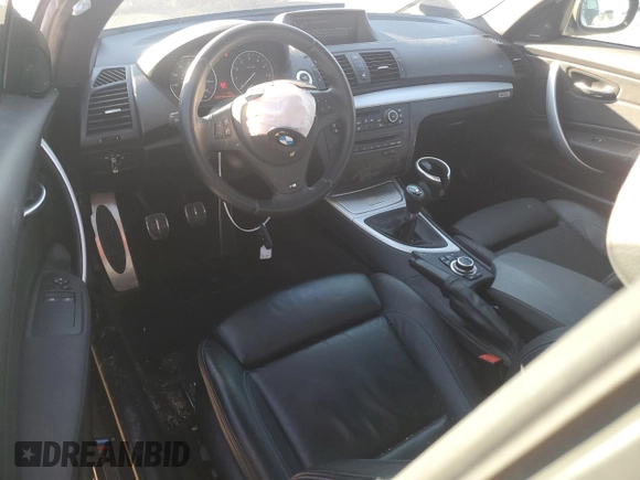 2013 BMW 1 Series 135i z VIN WBAUC9C53DVY60727, wystawiony jako Copart lot #88213475 z przebiegiem 30 316 mil mil oraz Szkoda całkowita • Salvage title. Historia ofert i sprzedaży dostępna na DreamBid. Obrazek 8.