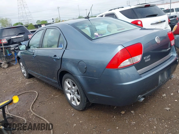 2011 Mercury Milan Premier z VIN 3MEHM0JG5BR604003, wystawiony jako IAAI lot #42120284 z przebiegiem 110 399 mil mil oraz . Historia ofert i sprzedaży dostępna na DreamBid. Obrazek 3.